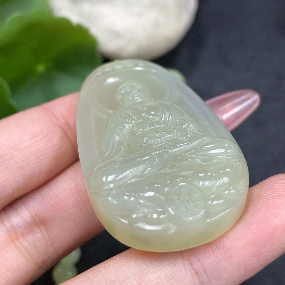 H33841931 Hetian Jade Pendant    Amitabha Buddha    Total Weight (including chain): 60.1g