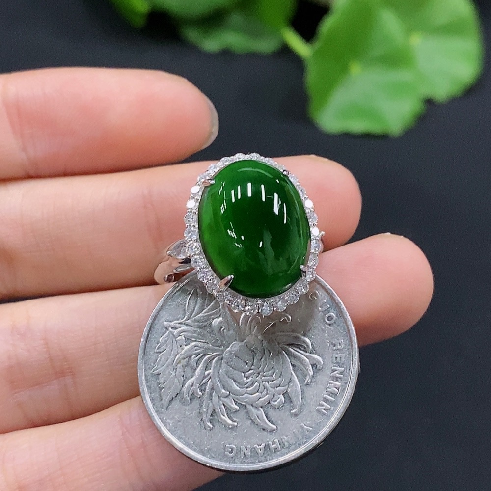 F31629401 Jadeite Cabochon Ring with 18K Gold, Size 15, Accented with Diamonds, Total Weight Approx. 4.27g