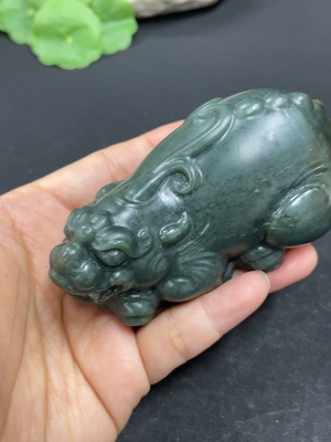 H41905502 和田玉手把件   三脚金蟾     货品总重约267.3g