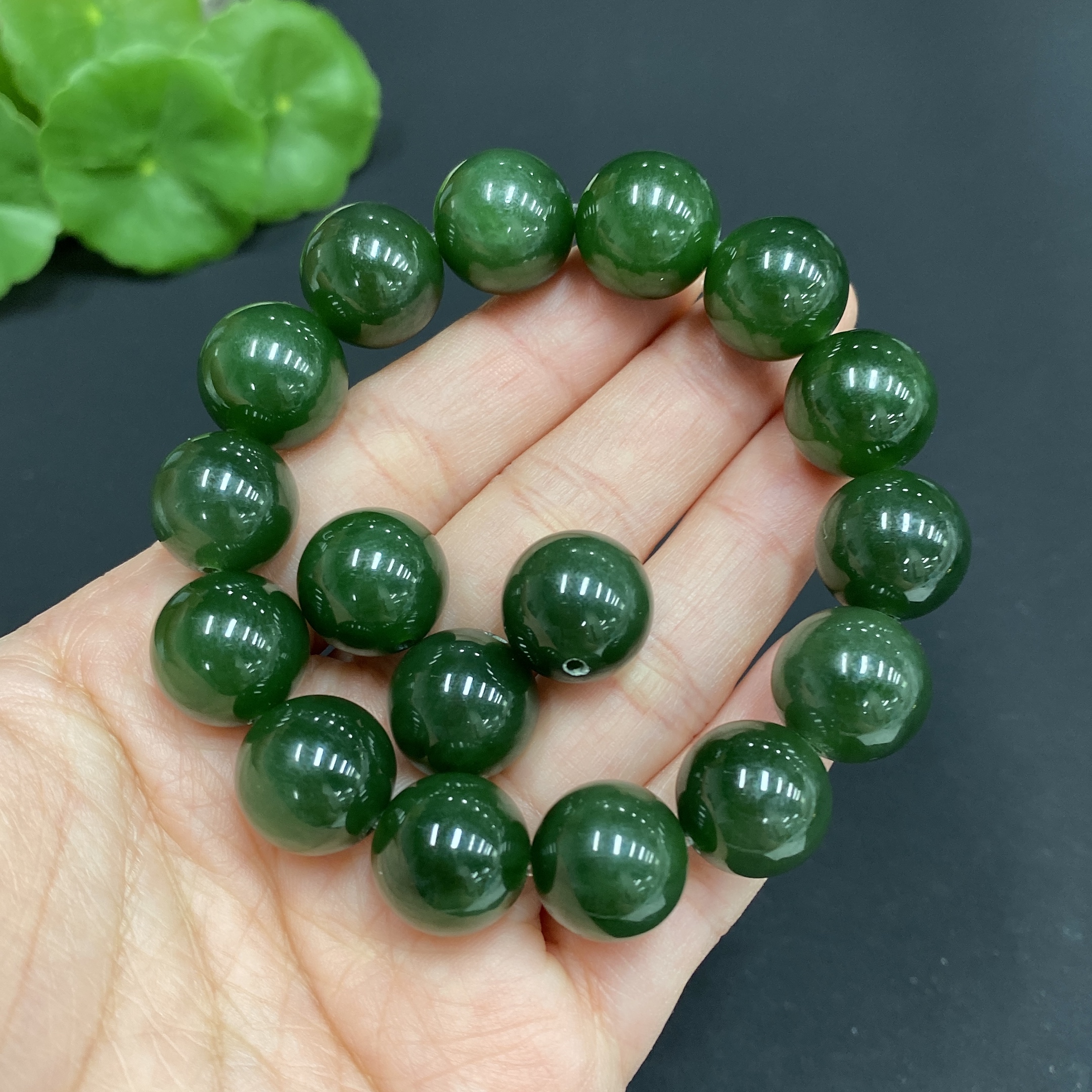 H27126932 Hetian Jade Bracelet    Approx. 13.2mm    Total Weight Approx. 64.1g