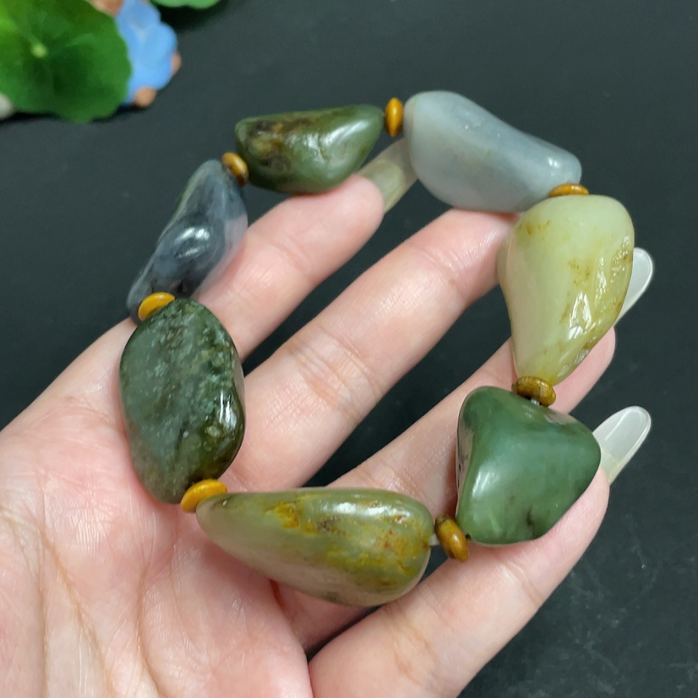 H28273682 Hetian Jade Bracelet (Undetermined Skin Color Origin, Total Weight Approx. 88.7g)