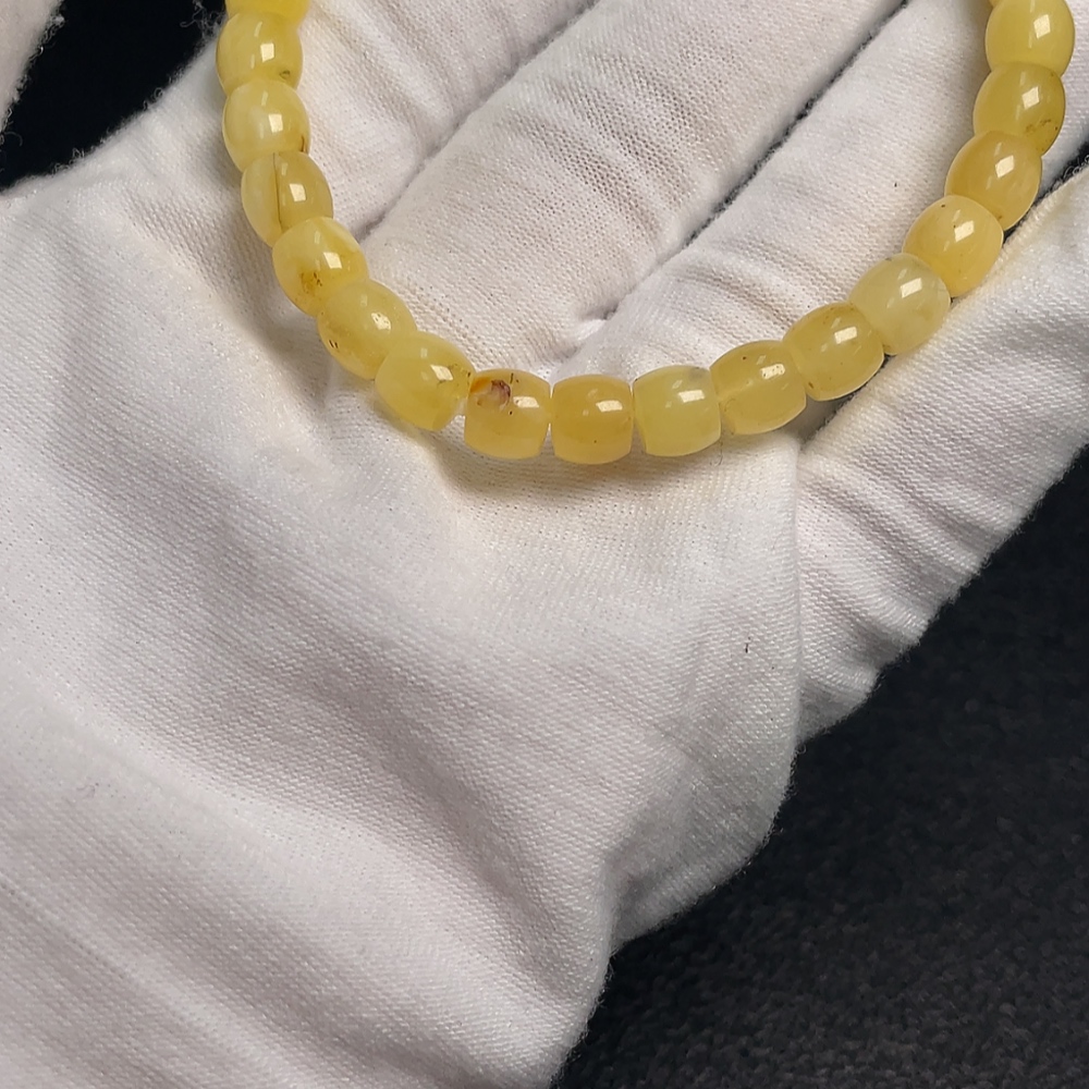 C34995227 Amber Beeswax Bracelet, Total Weight Approx. 5.53g, Size About 6.5mm