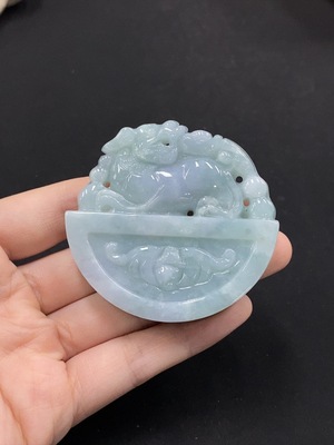 F36248482 翡翠貔貅挂件 货品总重约92.62g