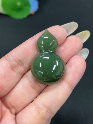 H42984950 和田玉戒面 葫芦 货品总重约12.2g