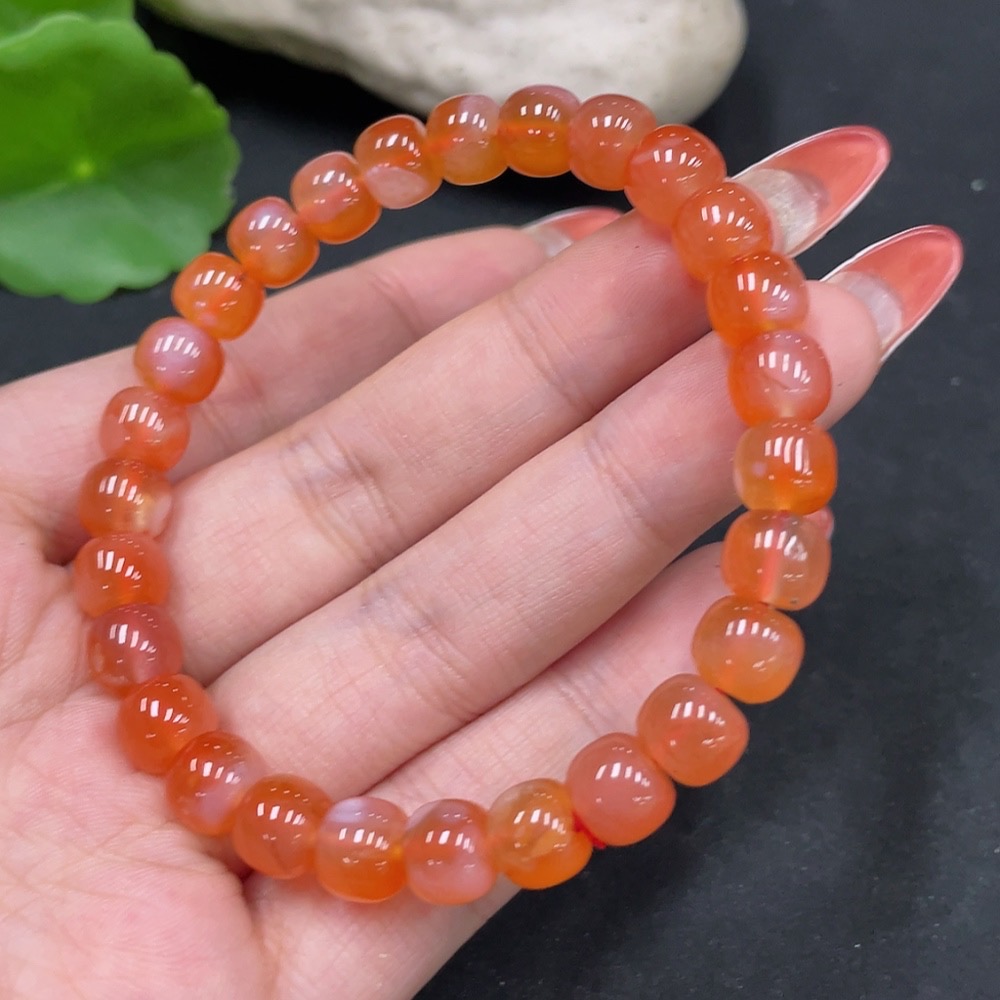 H34053652 Yanyuan Agate Bracelet, approx. 7.8mm beads, total weight approx. 20.2g