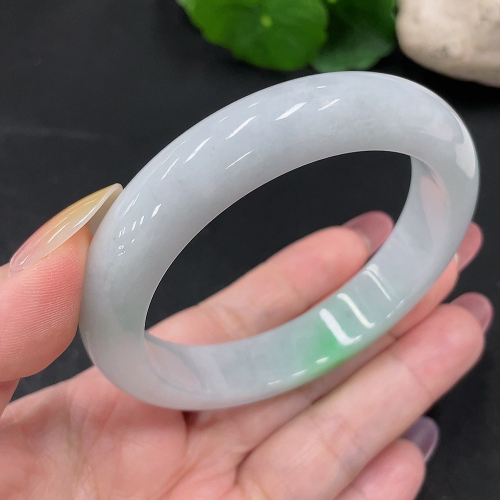 F34012803 Jadeite Round Bangle Size 58 Total Weight Approx. 66g