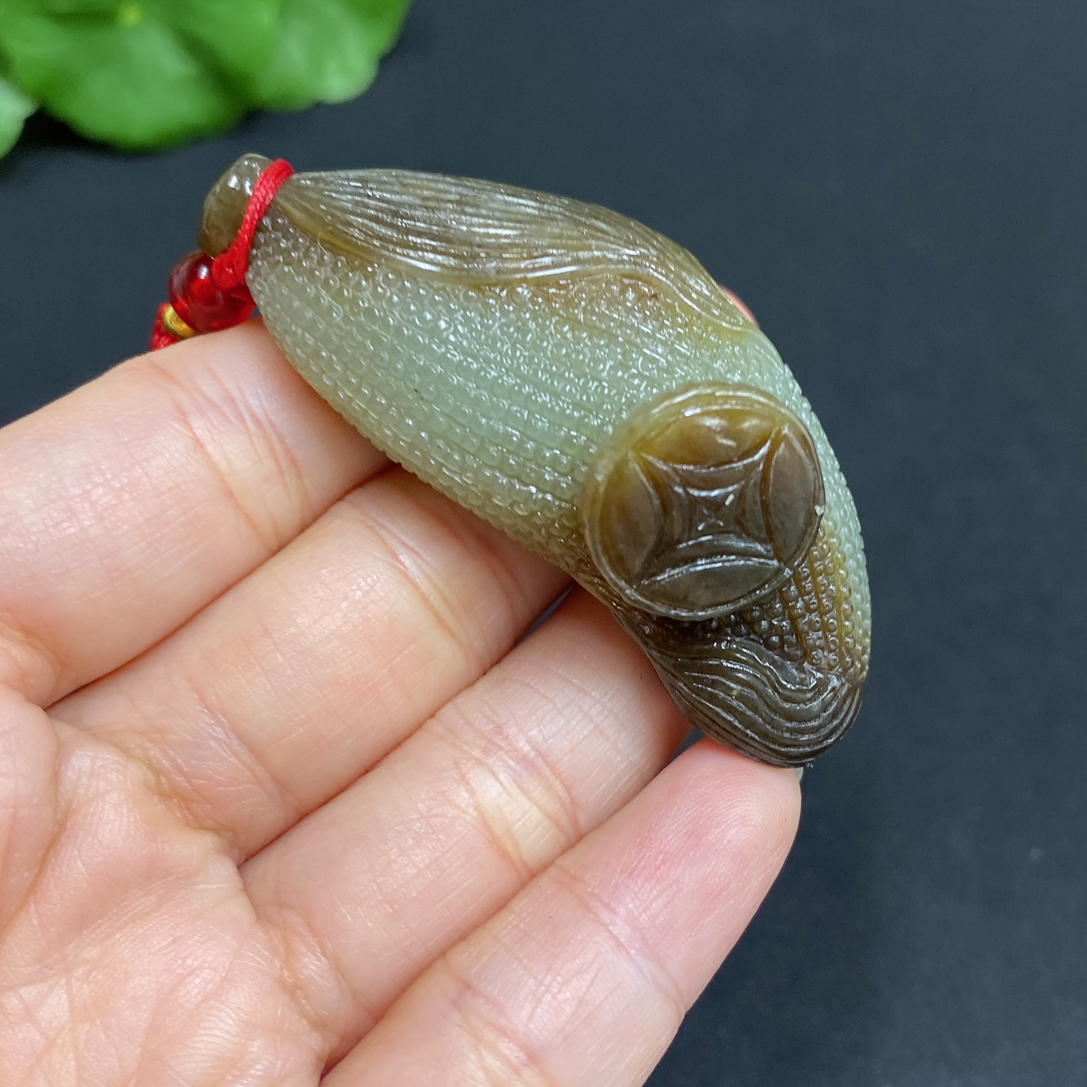 H31602515 Hetian Jade Pendant Corn