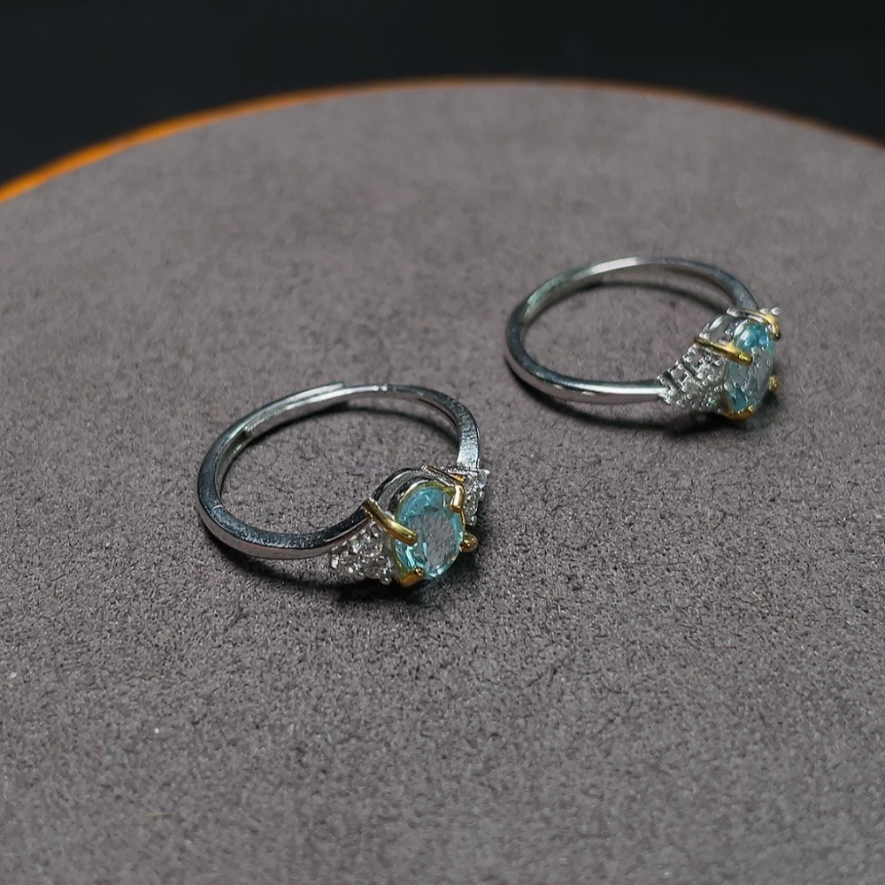 C33843432 Topaz Ring, Non-Gold, Adjustable, Color Origin Undetermined, Total Weight Approx. 3kolp3g, Sell as a Lot