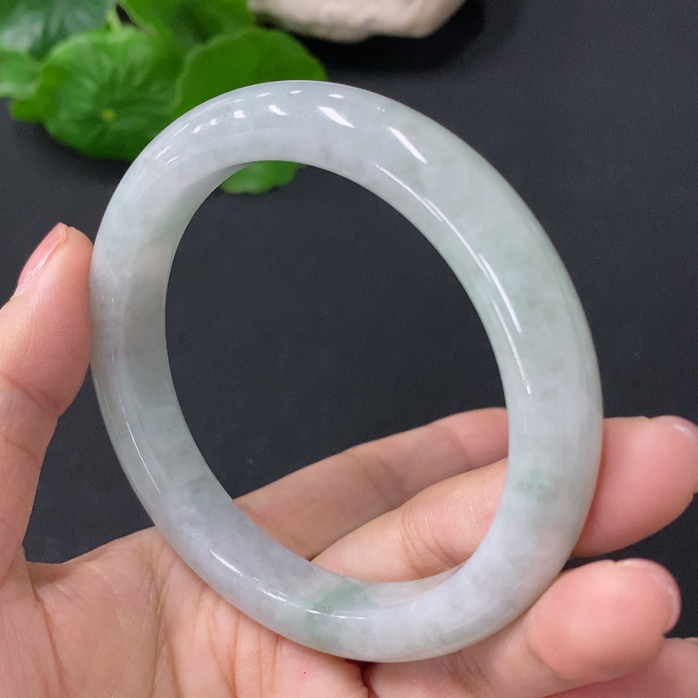F35088364 Jadeite Round Bangle Size 58mm Total Weight Approx. 55.5g