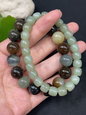 H30521747 Hetian Jade Bracelet, Maximum Bead Size Approx. 11.4mm, Total Weight Approx. 62.3g