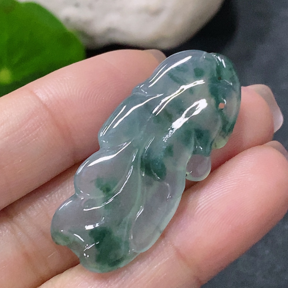F34043257 Jadeite Pendant Flourishing and Prosperous