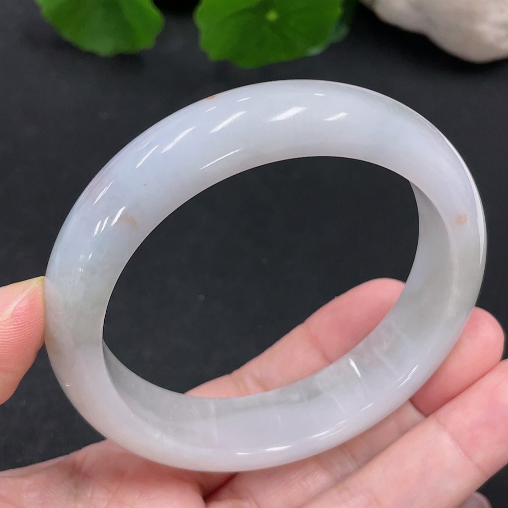 F28274860 Jadeite Round Bracelet 58.3 Inner Diameter Approx. 69.7g Total Weight