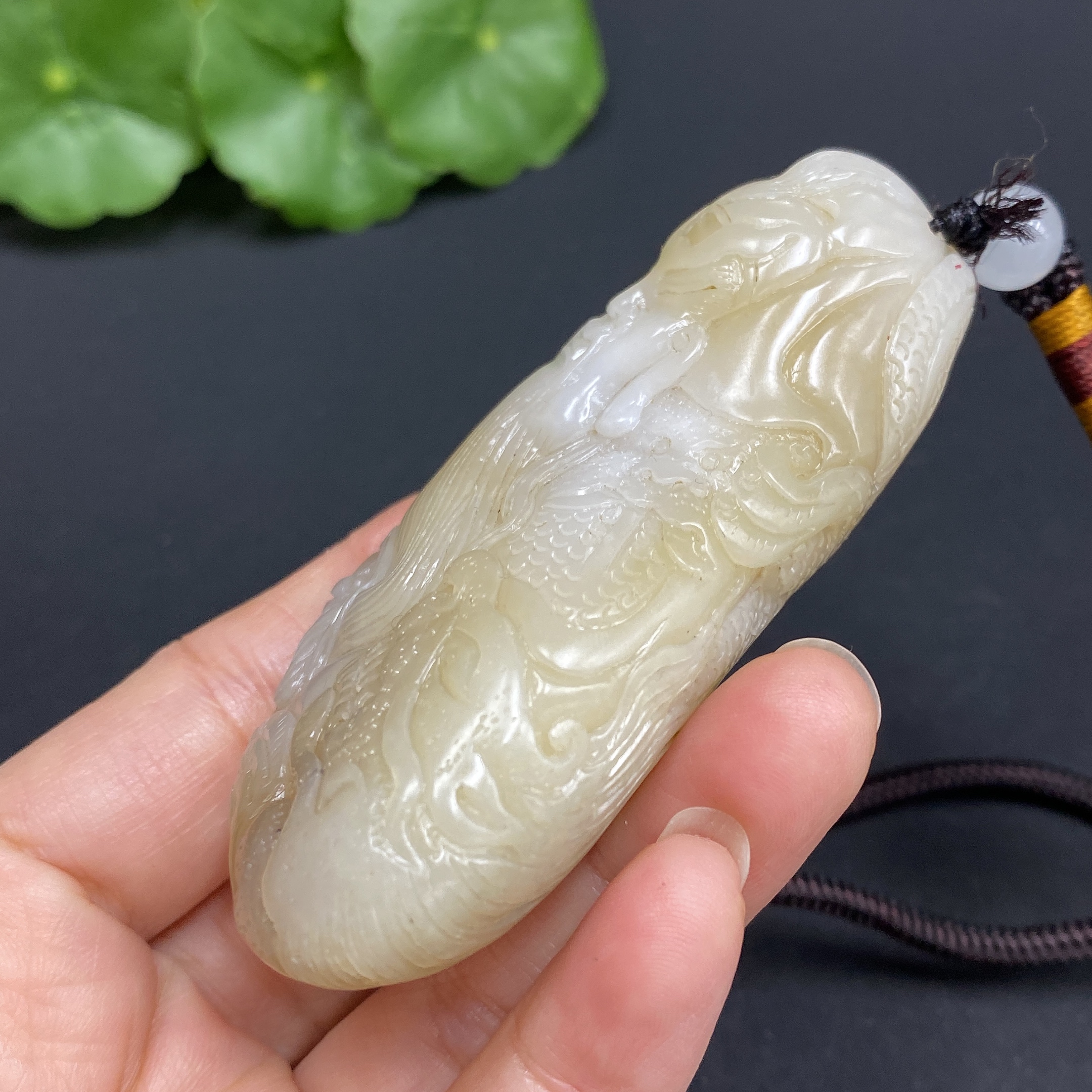 H27125795 Hetian Jade Handheld Piece Guan Gong