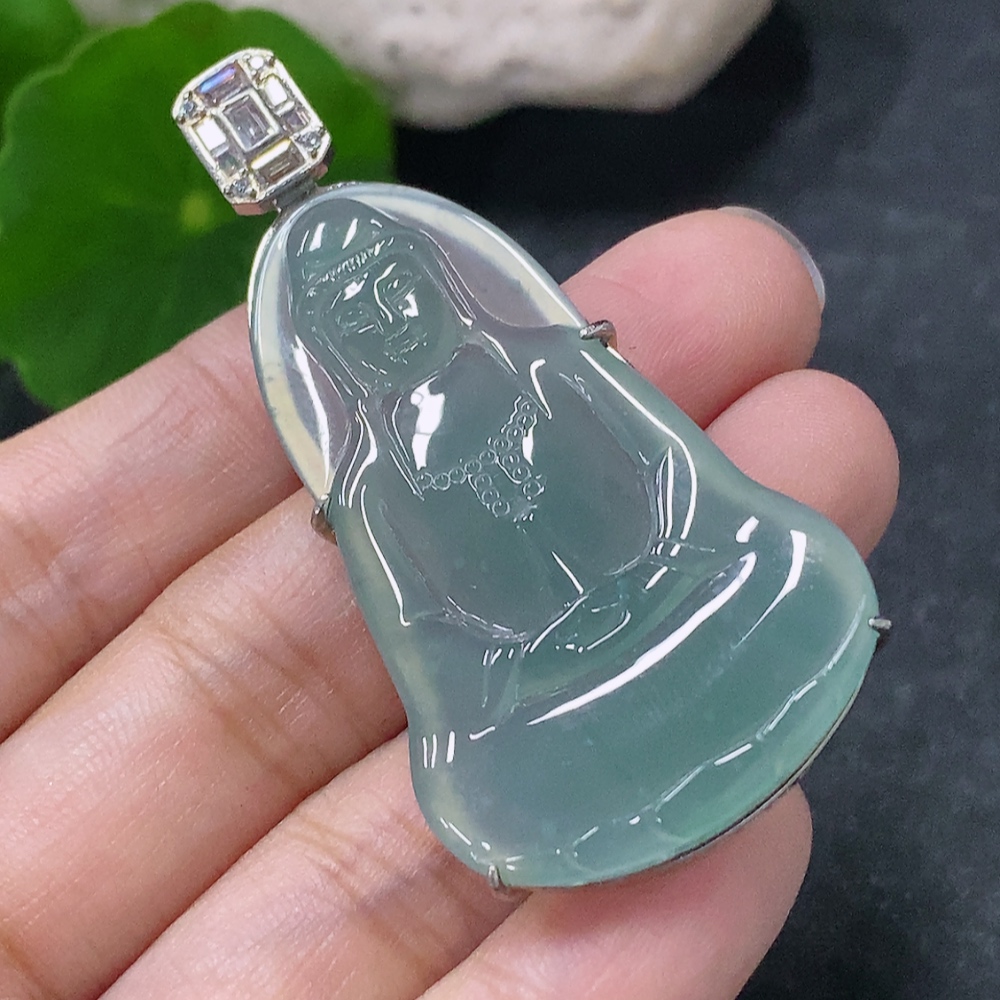 F34954855 Jadeite Inlaid Guanyin Pendant Non-Gold Total Weight Approx. 11.5g