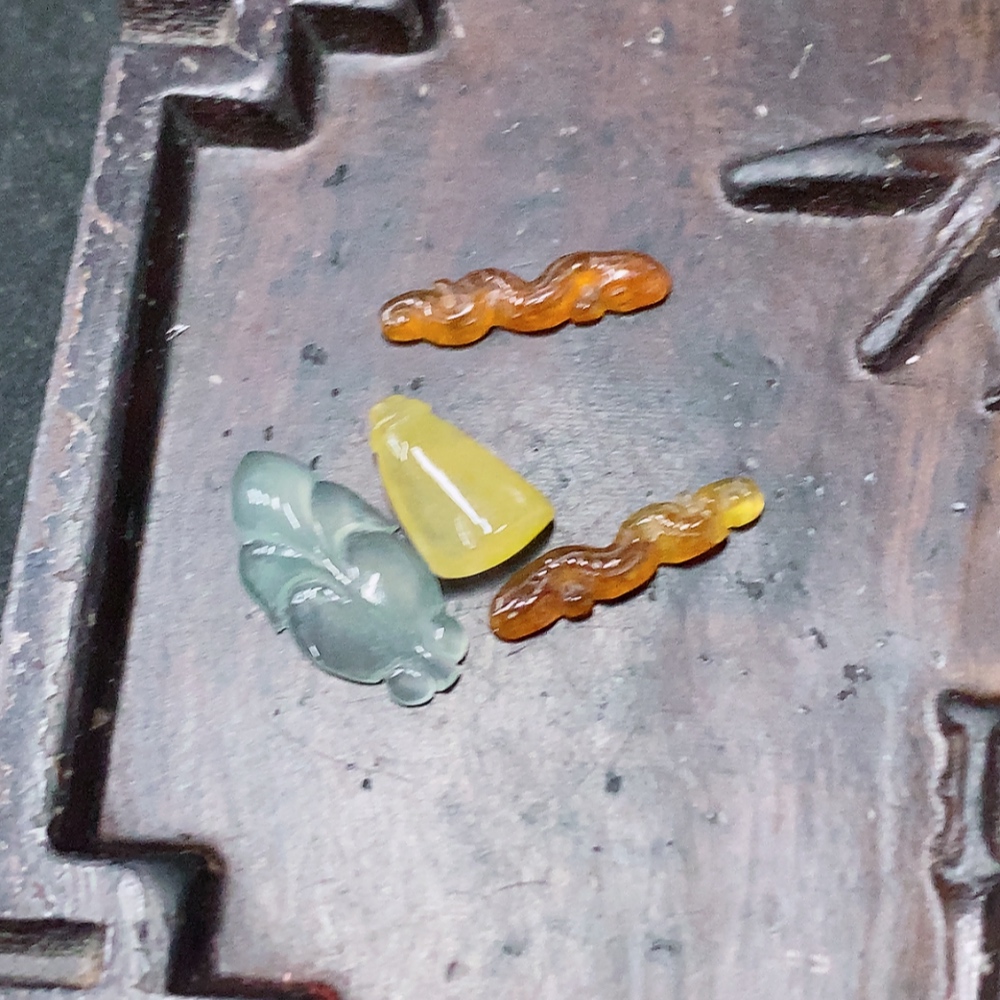 F34953654 Jadeite Inlaid Pieces Sell as a Lot Yellow-Red Part Color Origin Undetermined