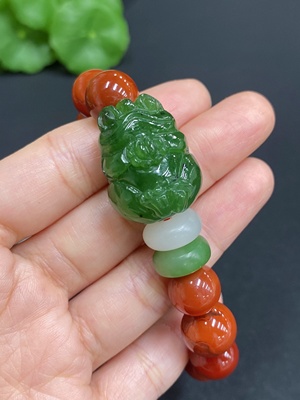 H32771453 Hetian Jade Wealth-Bringing Frog Bracelet (Matching chain not Hetian Jade, total weight approx. 47.1g)