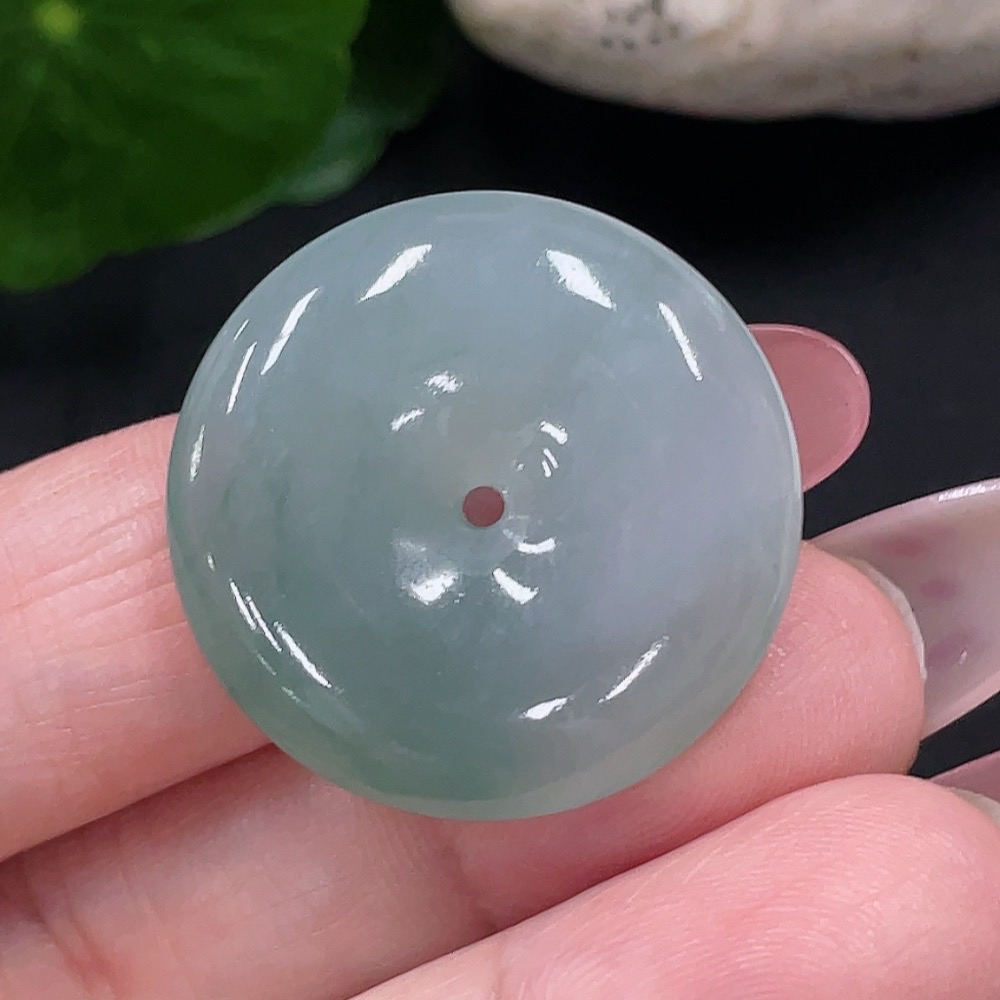 F34031906 Jadeite Safety Pendant Total Weight Approx. 8.64g