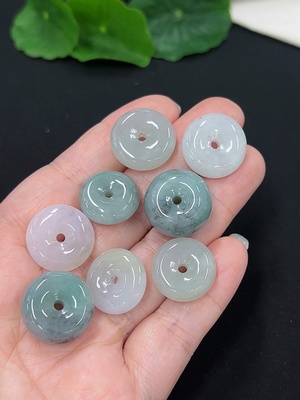 F46546330 翡翠挂件平安扣 珠子 一手走