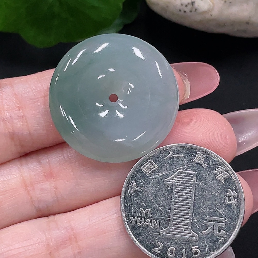 F34031906 Jadeite Safety Pendant Total Weight Approx. 8.64g