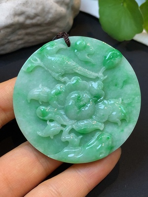 F46593664 翡翠挂件 花开富贵 含链货品总重约52.22g