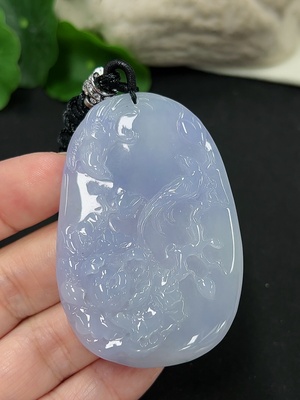 F43133395 翡翠花鸟牌挂件 货品总重约36.8克（含绳重）（非金镶）