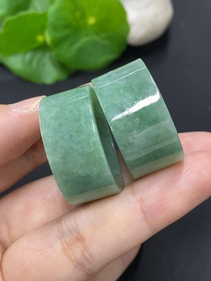 F46616055 翡翠扳指一手走 圈口29