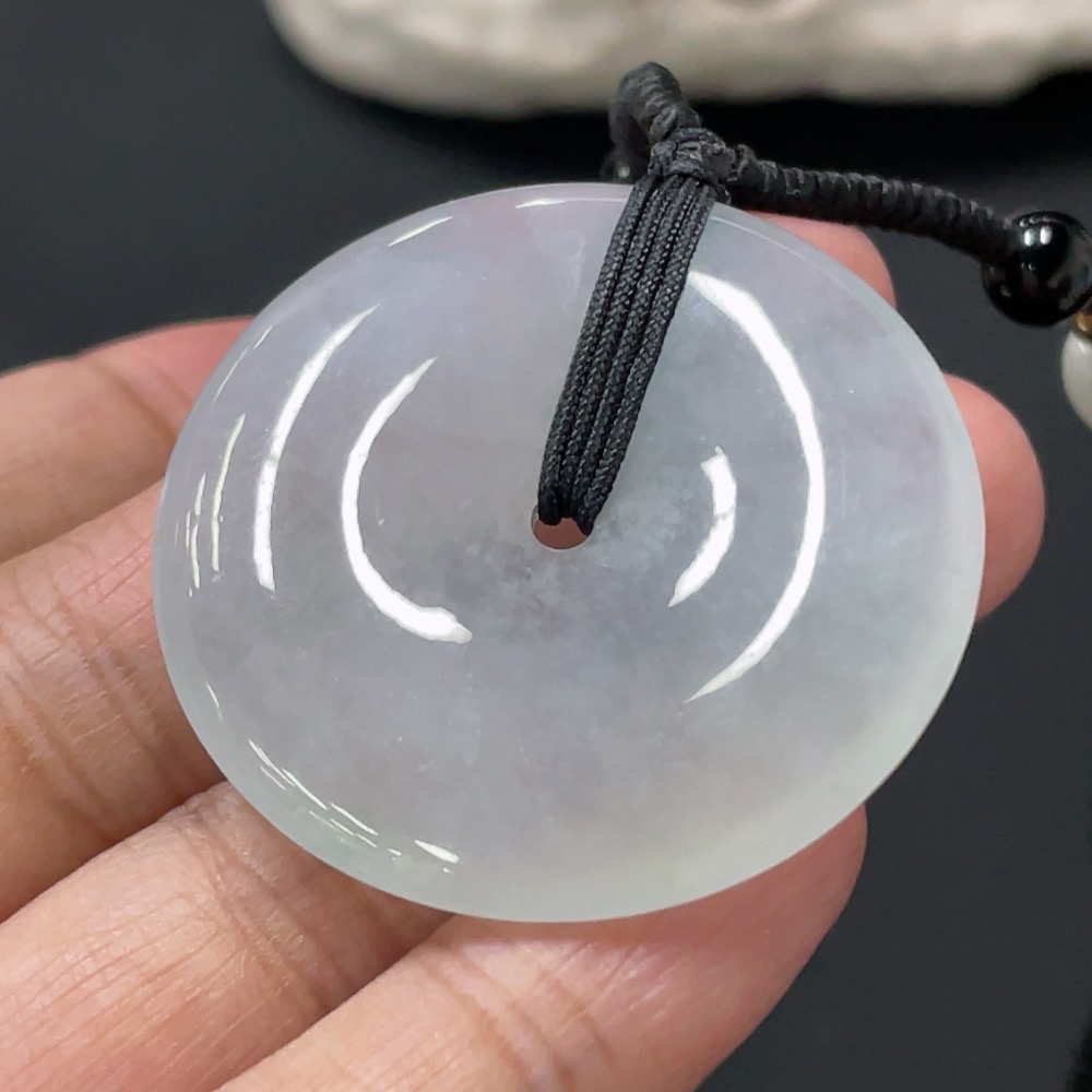 F28284265 Jadeite Peace Pendant with Non-A Grade Beads, Total Weight Approx. 19.78g