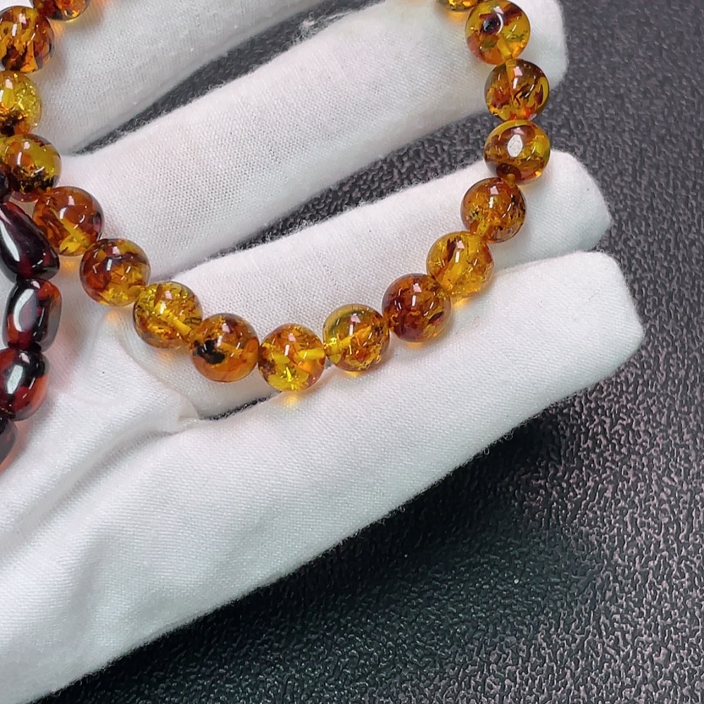 C34006984 Amber Beeswax Bracelet Total Weight Approx. 13.49g Sell as a Lot
