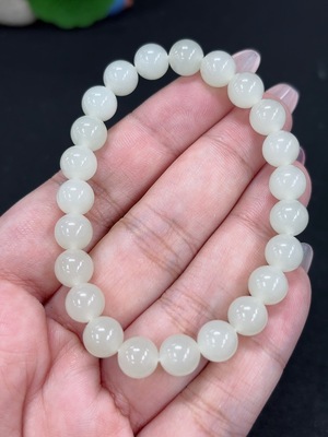 H46521001 和田玉手串 卡7.8mm左右 货品总重约17.5g
