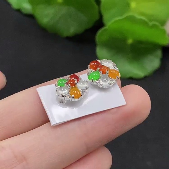 F33946427 Jadeite Cabochon Earrings Non-Gold Setting Total Weight Approx. 2.4g Yellow-Red Part Color Origin Undetermined