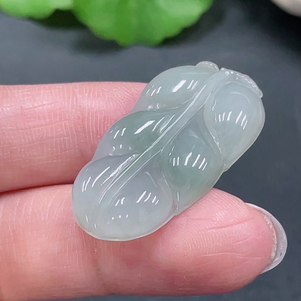 F21420480 JadeiteLeaf Pendant Total Weight Approx.6g