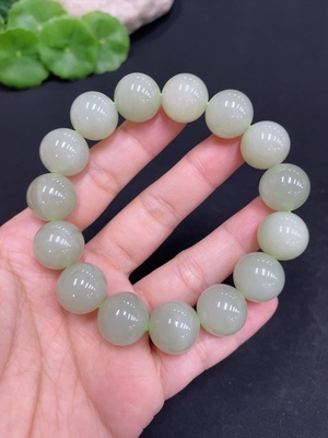 H35109838 Hetian Jade Bracelet, approx. 13.8mm, total weight approx. 62.8g