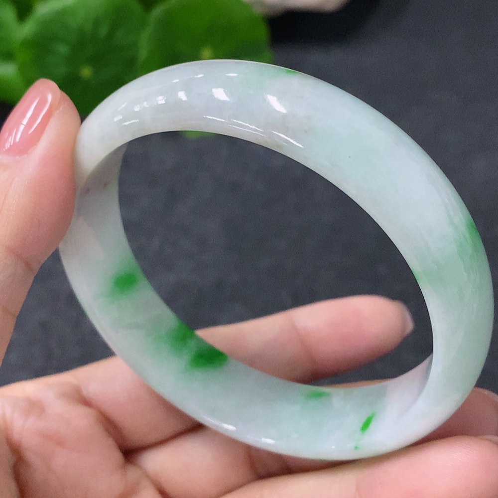 F34030610 Jadeite Round Bracelet Size 54mm Total Weight Approximately 42.86g