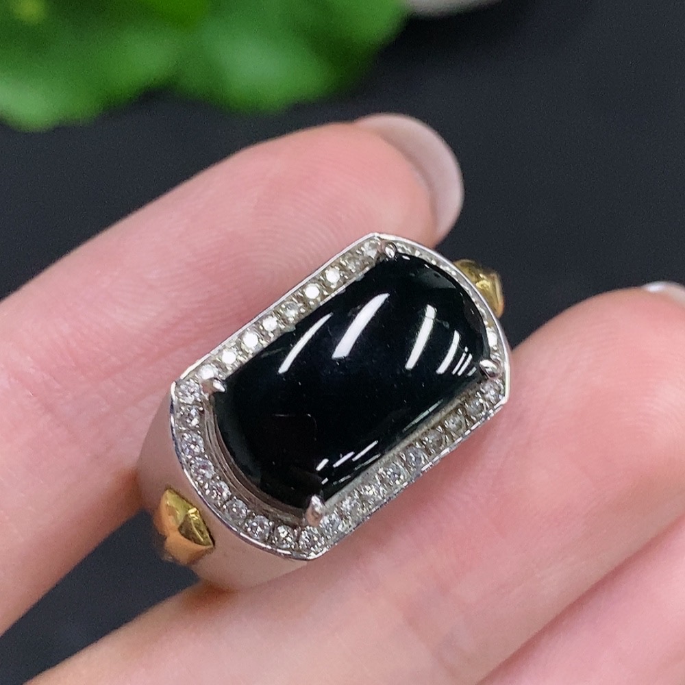 F34003382 Jadeite Cabochon Ring 18k Gold Total Weight Approx.10g Size 20 With Diamond Accents