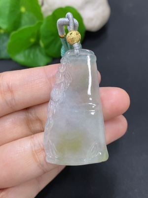 F46598205 翡翠节节高升挂件 货品总重量约13克（含绳重）非金