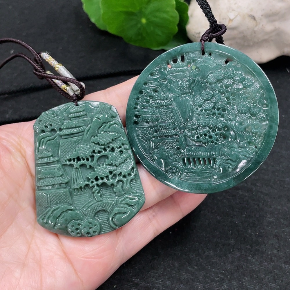 F34966163 Jadeite Pendants Sell as a Lot