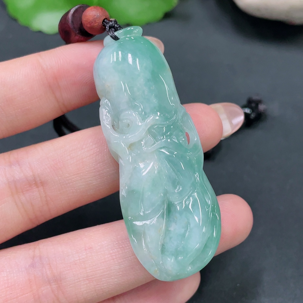 F18027766 Jadeite Pendant Total Weight 24.712g
