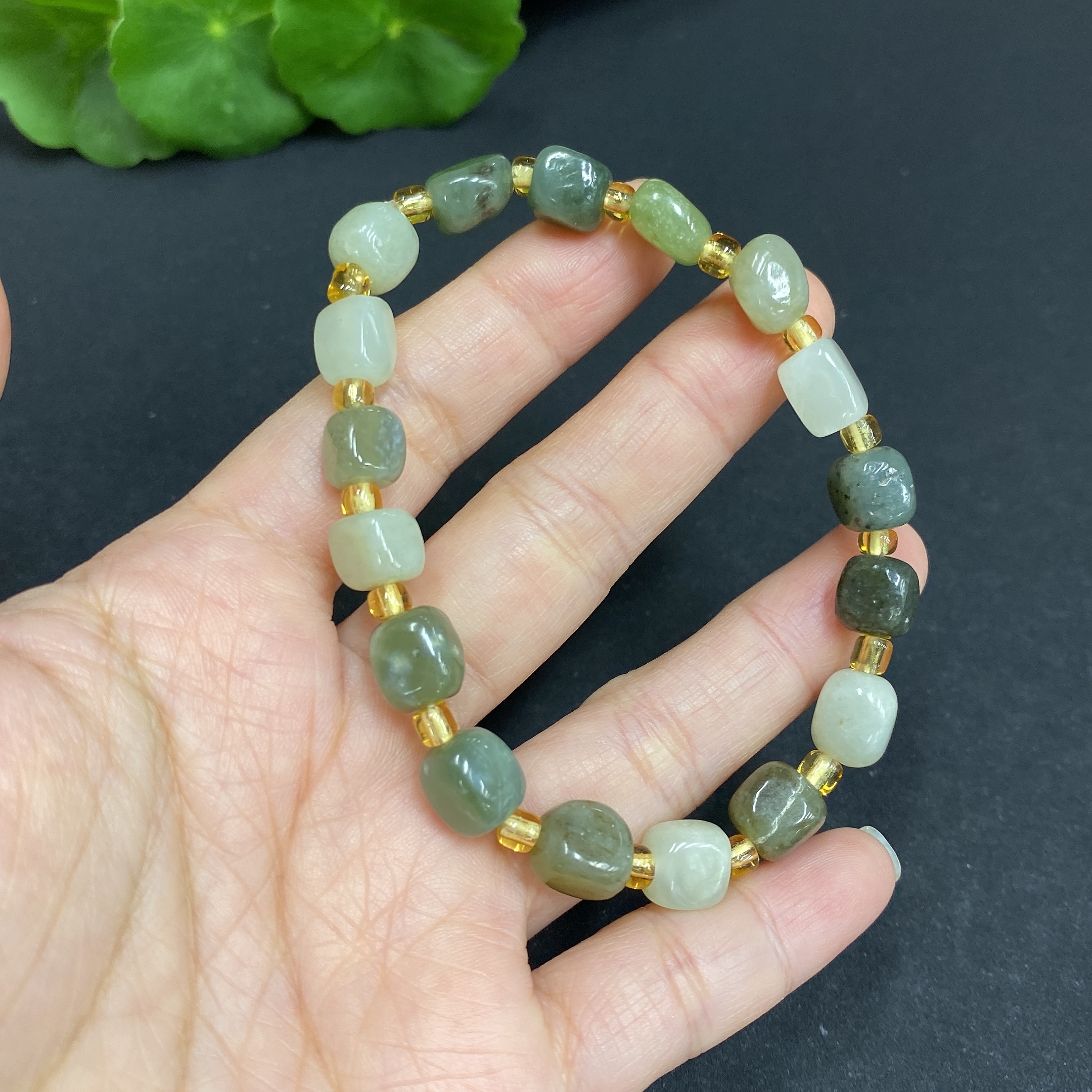 H32795164 Hetian Jade Bracelet