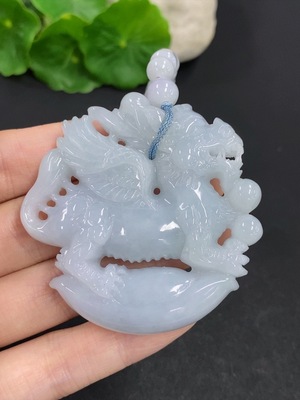 F42967139 翡翠飞天貔貅挂件 货品总重量约117.7克（含绳重）