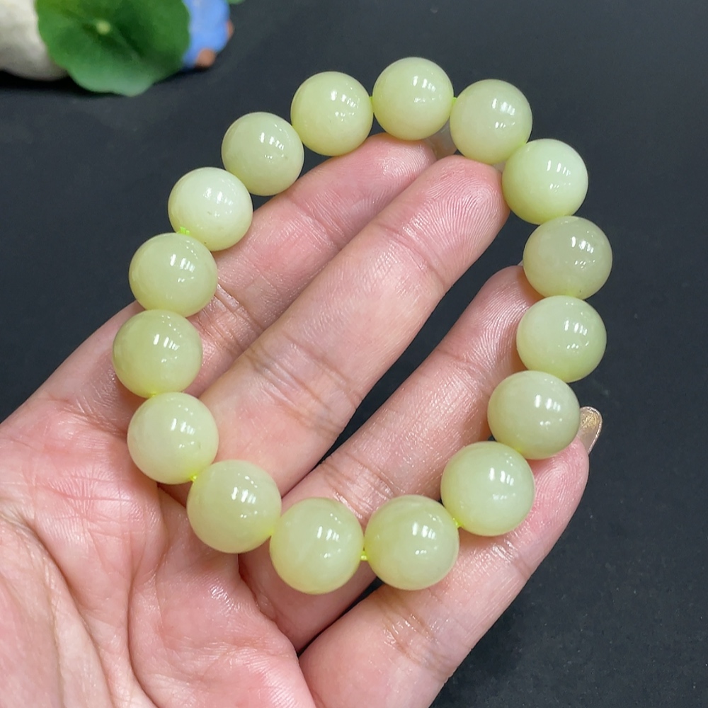 H31676828 Hetian Jade Bracelet, Approx. 12.6mm, Total Weight Approx. 53.6g