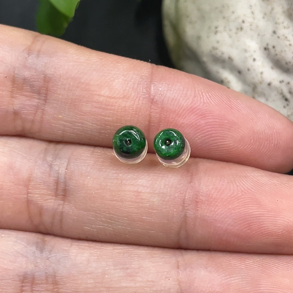F12385231 Jadeite Ear Studs 18K Gold Setting Total Weight 0.45g