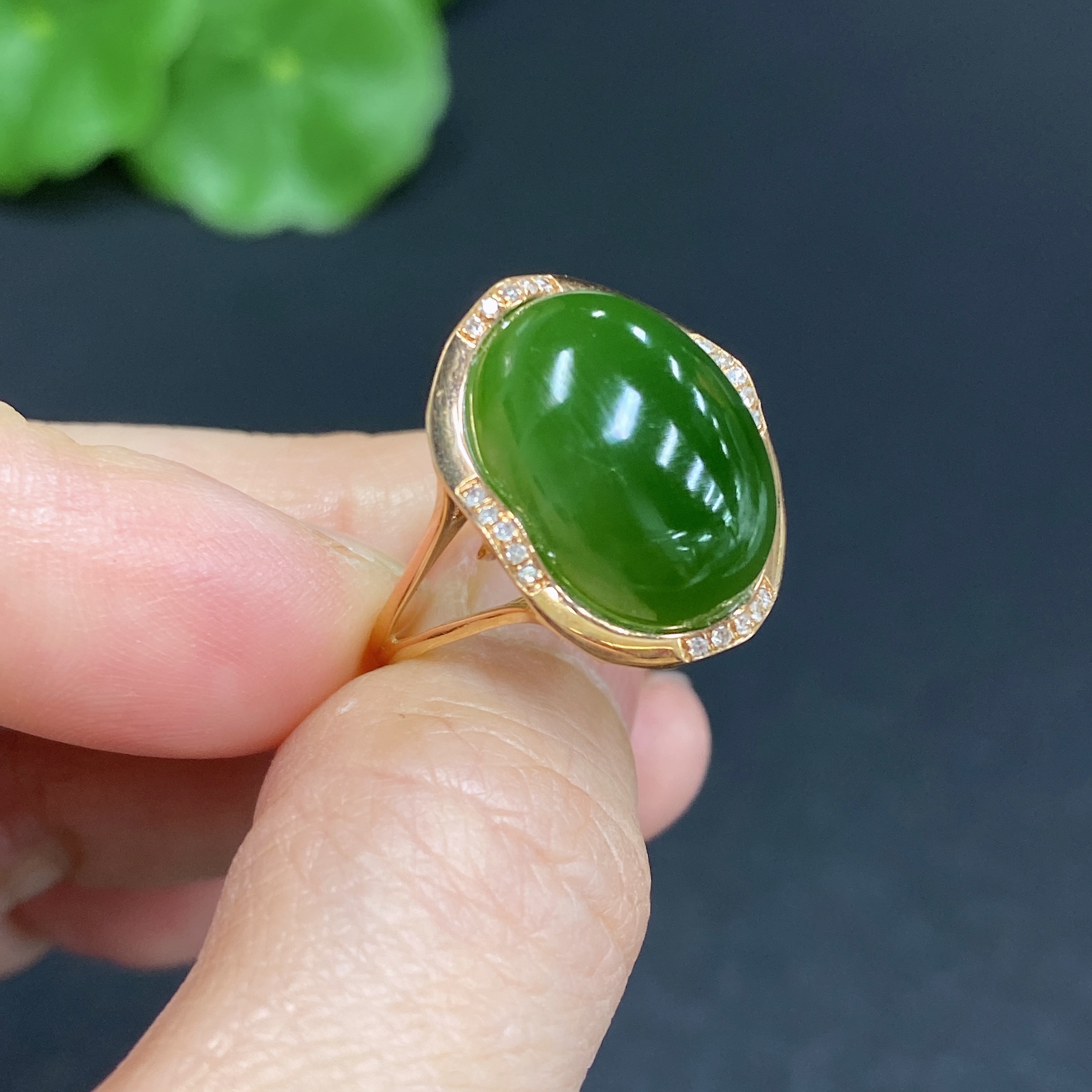 H33859040 Hetian Jade Inlay Ring 18k Gold Size 14 with Diamond Inlay Total Weight Approx. 4.1g