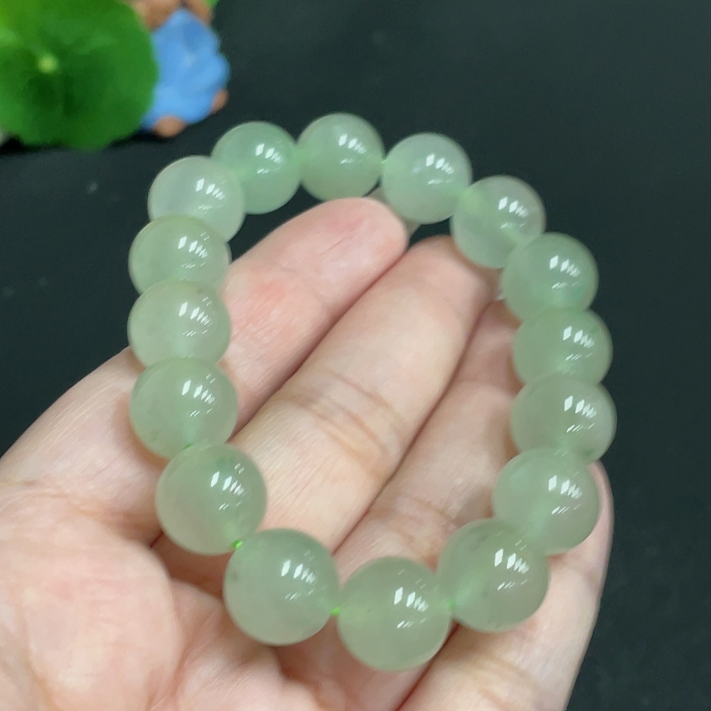 H27111953 African Emerald (Dulong Jade)