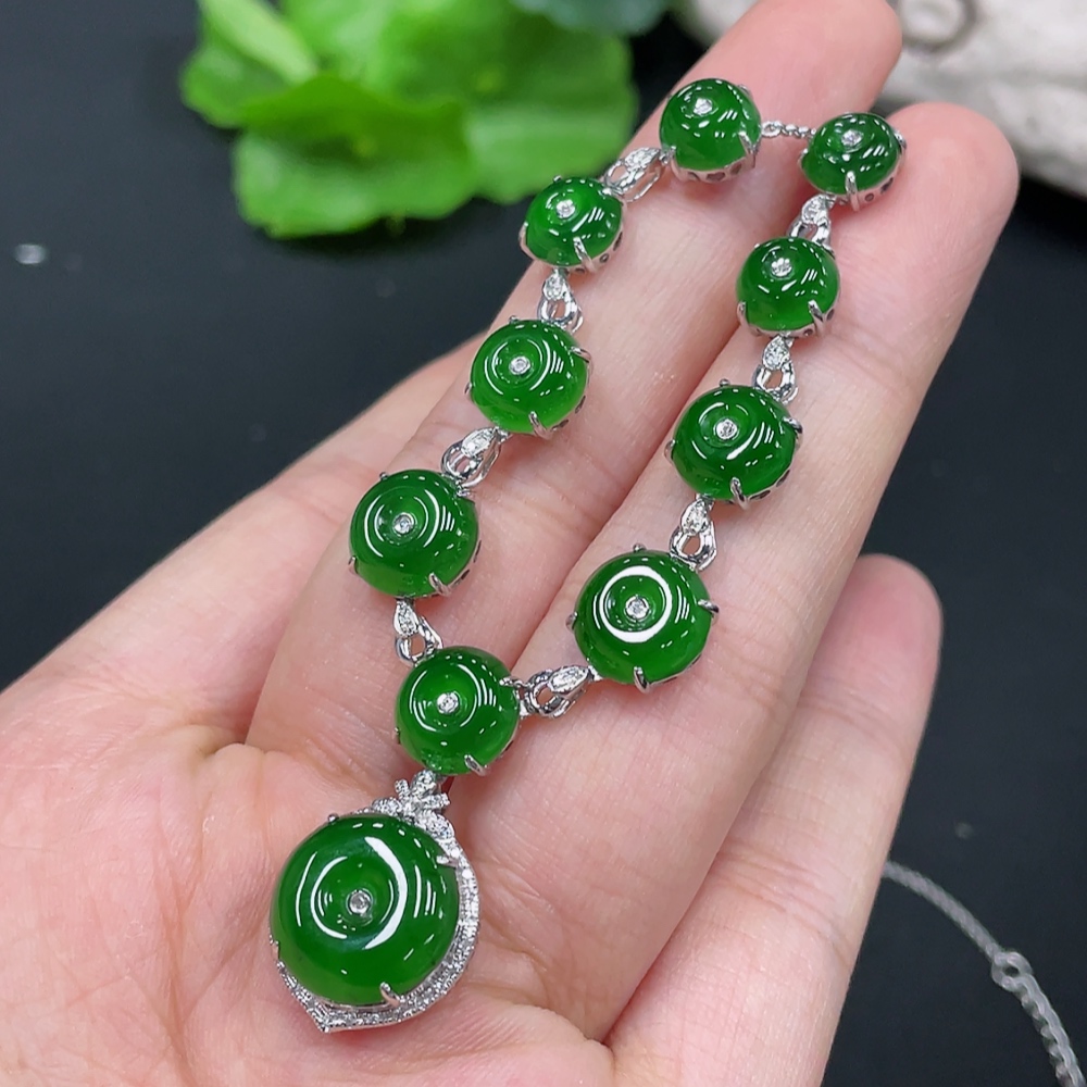 F24788713 Jadeite Inlaid Piece, Chain Body 18k, Total Weight Approx. 11.04g