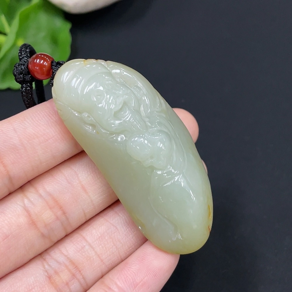 H29412554 Hetian Jade Seed Material Pendant - God of Wealth, Undetermined Skin Color Cause, Total Weight (including rope) approx. 33.1g