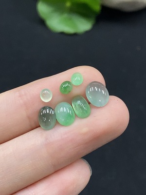 F35115212 『翡翠蛋镶嵌件』英语:「翡翠:」