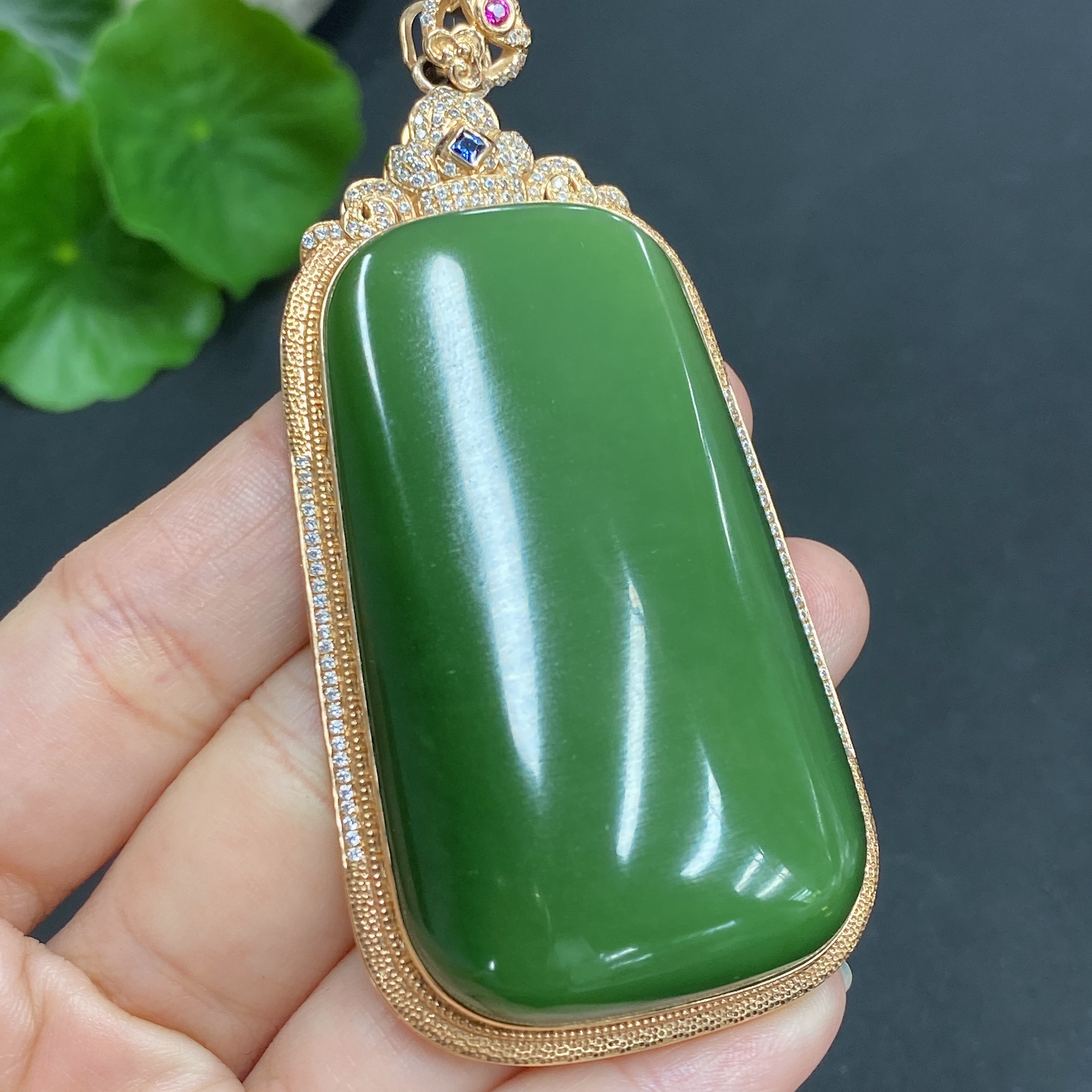 H22506866 Hetian Jade Inlaid Plain Pendant 18k Gold Total Weight About 37.7g