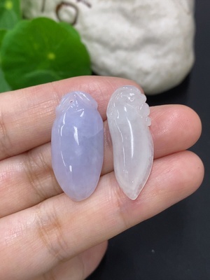 F46534026 翡翠福瓜挂件一手走