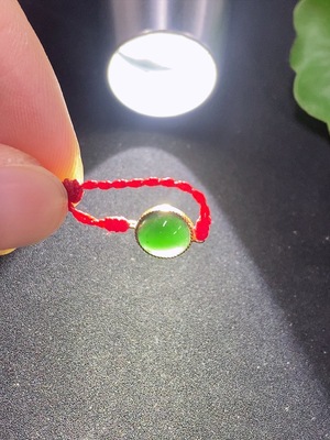 F46549999 翡翠蛋面镶嵌手绳 18k 货品总重约0.6g