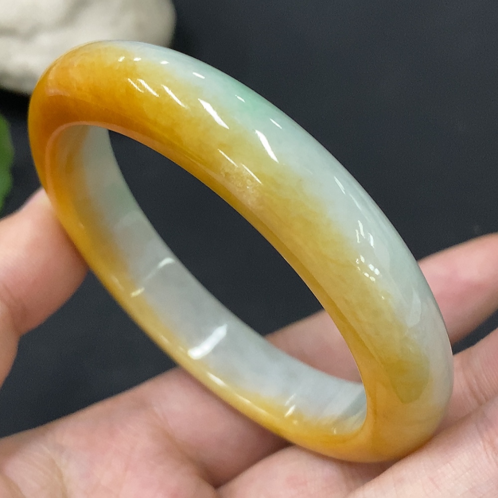F28290911 Jadeite Round Bangle Size 54.8 Total Weight Approx. 50.07g Color Origin Undetermined